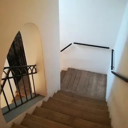 Im Biedermeierhaus Апартаменты Грац